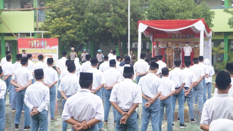 SMK Muhammadiyah Kedawung Gelar Apel Deklarasi Anti Tawuran dan Geng Motor