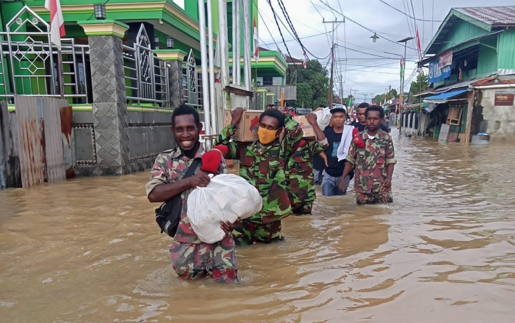 Muhammadiyah Terjunkan Relawan Bantu Warga Kota Sorong CirebonMU