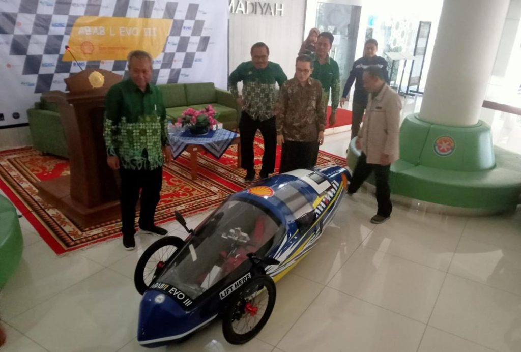 Tim ECRC UMS Siap Mengikuti Ajang Kompetisi Mobil Listrik Shell Eco Marathon 2022 CirebonMU