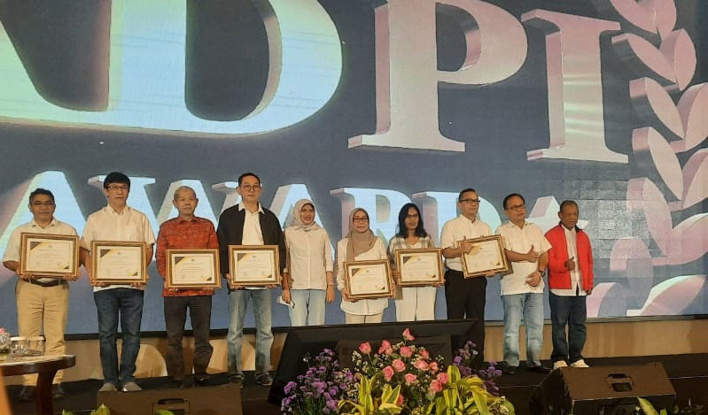 Dana Pensiun UHAMKA Kembali Raih Penghargaan Pada ADPI AWARD 2021 CirebonMU