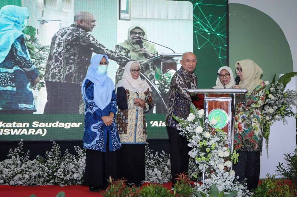 Pimpinan Pusat Aisyiyah Luncurkan Gerakan Nasional Ikatan Saudagar dan Wirausaha Aisyiyah CirebonMU