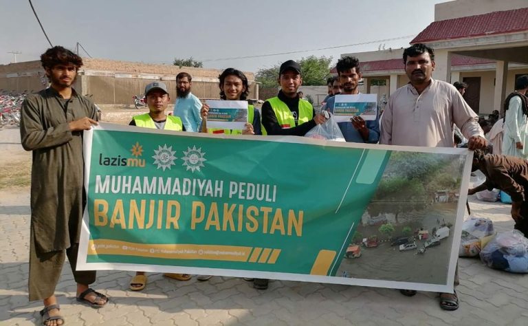 Respons Cepat, PCIM Pakistan Dan Lazis Muhammadiyah Salurkan Bantuan Untuk Penyintas Banjir