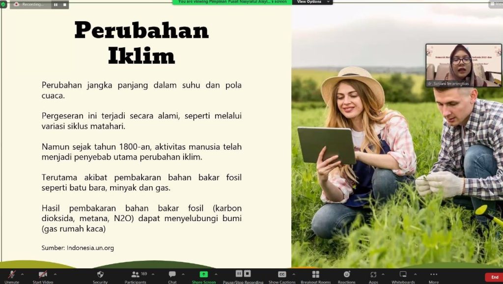 Gelar Webinar, PP Nasyiatul Aisyiyah Ajak Perempuan Jaga Kelestarian Lingkungan CirebonMU