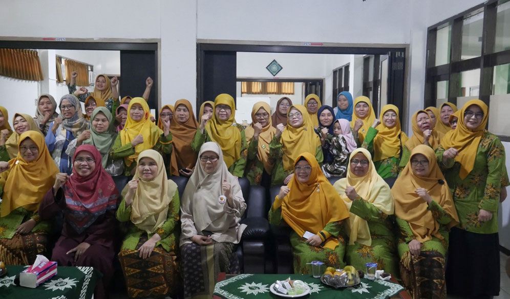 Pimpinan Wilayah Aisyiyah Jawa Barat Gelar Pelatihan Kepemimpinan CirebonMU
