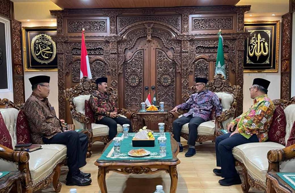 Menkopolhukam Silaturahim ke PP Muhammadiyah, Bahas Masalah Politik Nasional CirebonMU