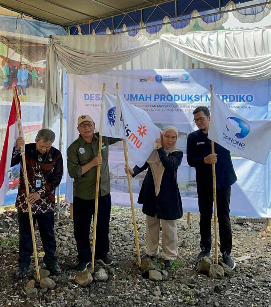 Tingkatan Kesejahteraan Pemulung, Muhammadiyah Bangun Rumah Produksi Pengolahan Sampah CirebonMU