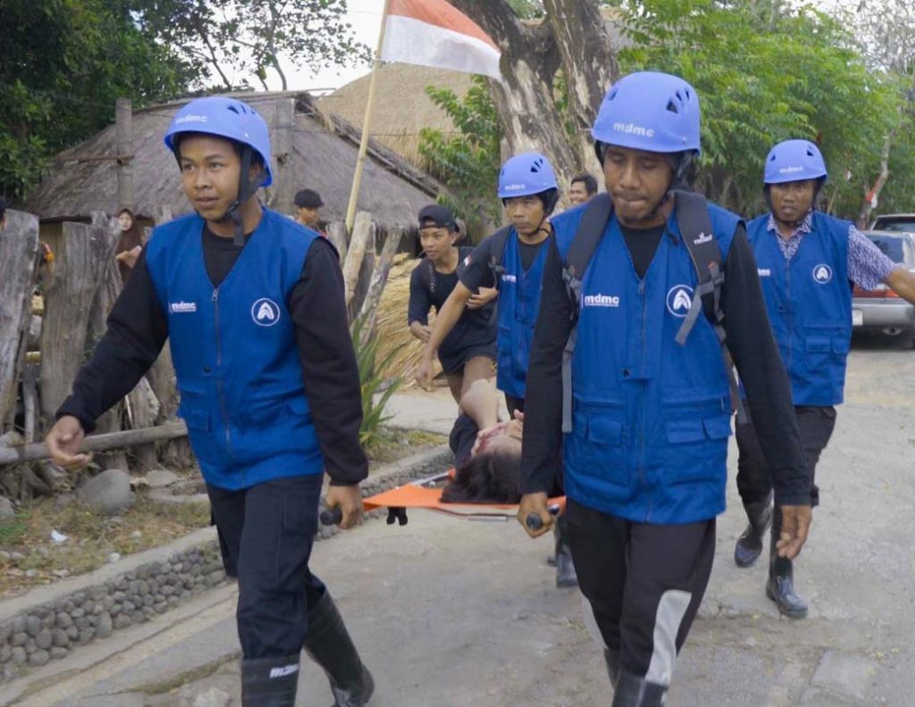 MDMC Gelar Simulasi Gempa di Lombok Utara dan Lombok Tengah CirebonMU