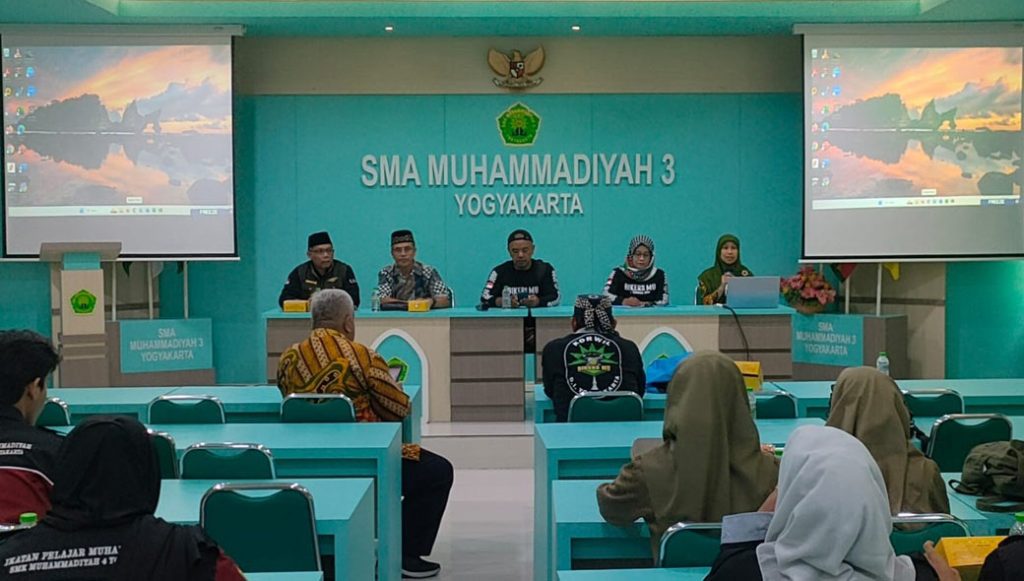 BikersMu Korwil DIY Gelar Sosialisasi Perdana ke Para Pelajar Muhammadiyah se Kota Jogja CirebonMU